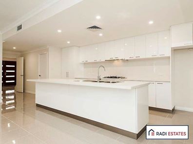 11 Merrick Ct, Bayswater WA 6053