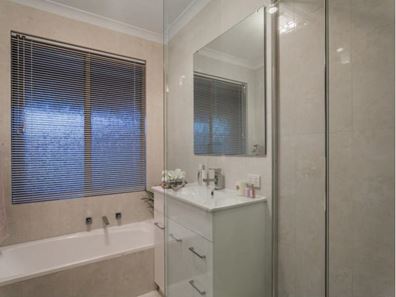 7A Bulrush Drive, Bibra Lake WA 6163