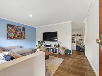1 Burlington Street, St James WA 6102