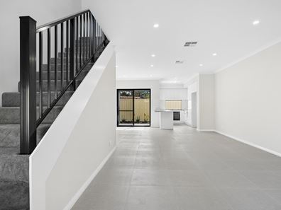 3/85 Walanna Drive, Karawara WA 6152