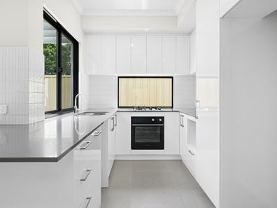 3/85 Walanna Drive, Karawara WA 6152