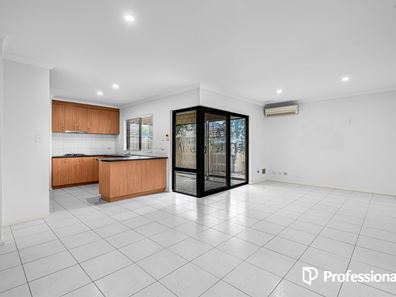 67 Oakdene Drive, Madeley WA 6065