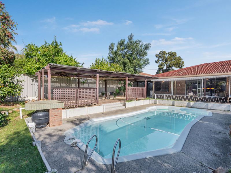 5 Natham Square, Swan View WA 6056