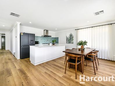 25 Eminence Street, Sinagra WA 6065