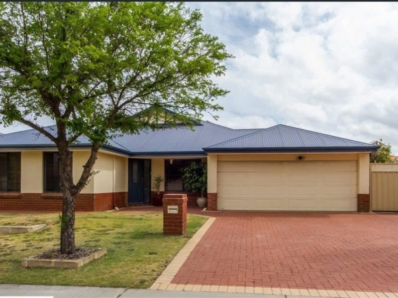 14 Vancouver Drive, Canning Vale WA 6155