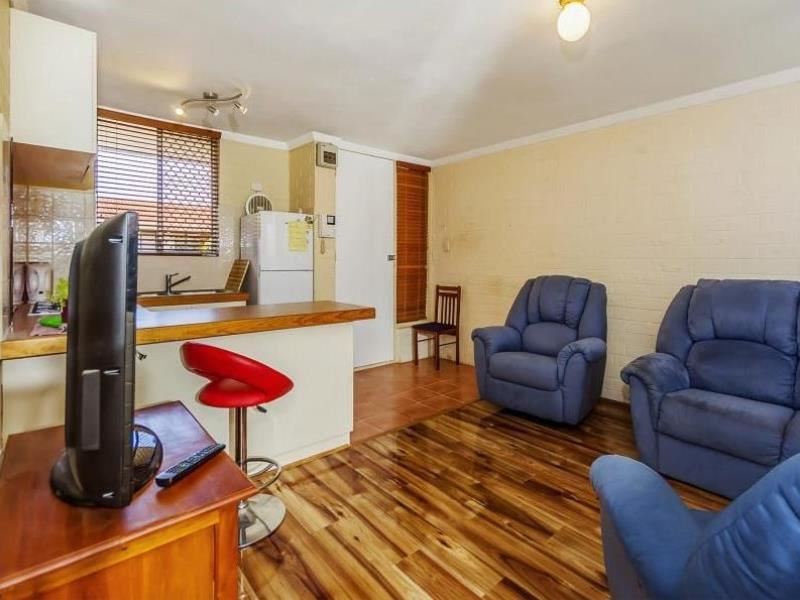 25F/47 Herdsman Parade, Wembley WA 6014