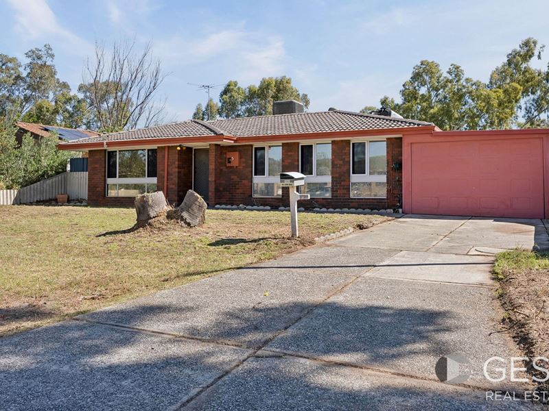 5 Clovertree Street, Maddington WA 6109