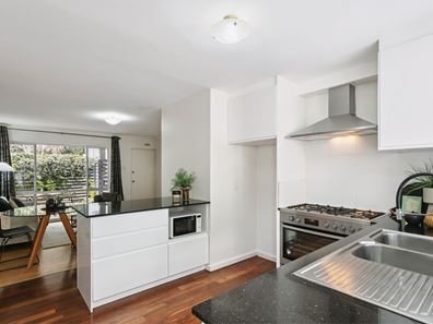 4/34 Cunningham Terrace, Daglish WA 6008