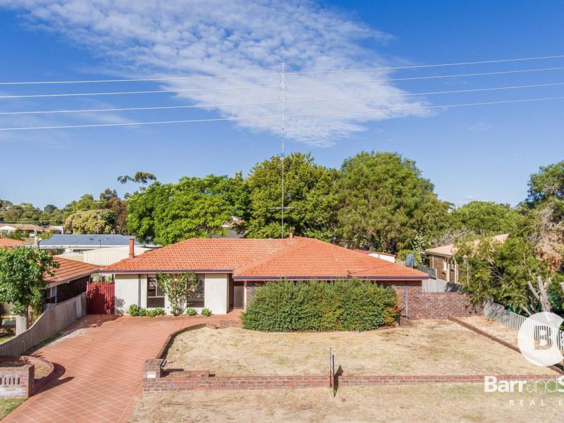 27 Murray Drive, Withers