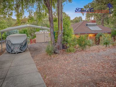 11 Lobelia Street, Roleystone WA 6111