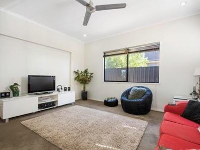 27 Wedgetail Eagle Avenue, Nickol WA 6714