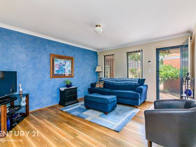 2/19 Bernice Way, Thornlie WA 6108