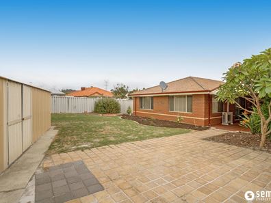 2 Everard Close, Success WA 6164