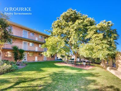 10/2 Coral Street, Scarborough WA 6019