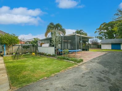 59 Durban Street, Belmont WA 6104