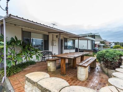 60 Mary Street, Halls Head WA 6210