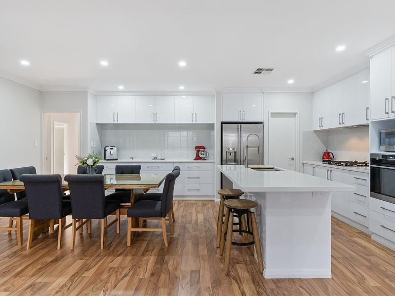 37a Wheeler St, Morley WA 6062