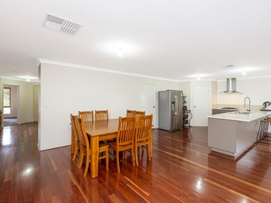 8 Melilla Terrace, Secret Harbour WA 6173