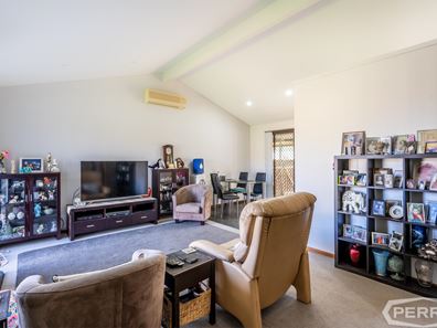 33 Fletcher Way, Mandurah WA 6210
