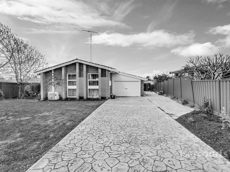 9 Leigh Street, Dudley Park WA 6210