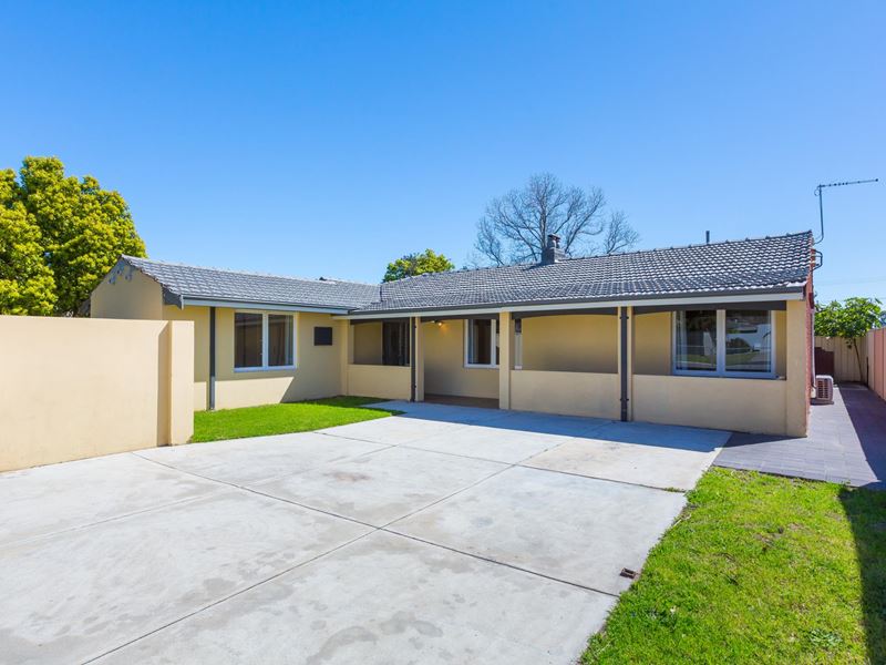 24C Willowmead Way, Kelmscott