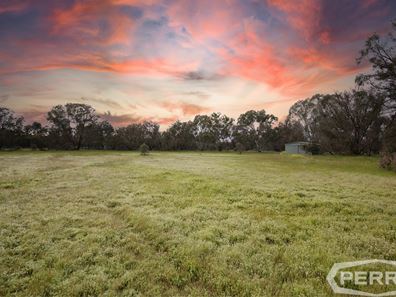 28 Murray River Drive, South Yunderup WA 6208