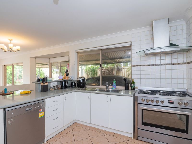 88 Spring Road, Thornlie