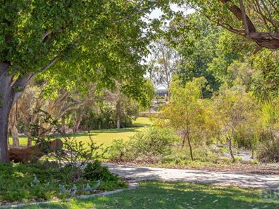180 Mayfield Drive, Brabham WA 6055