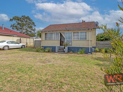 30 Leschenault Street, Lockyer WA 6330