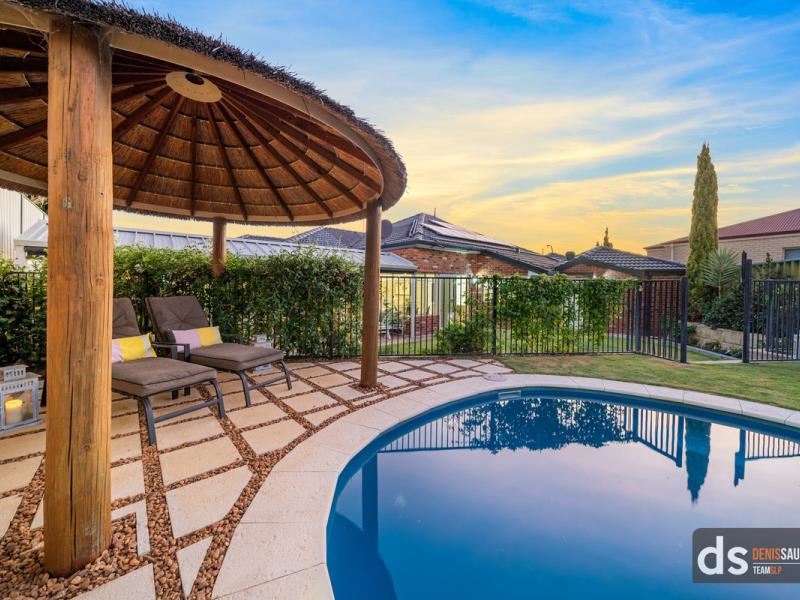 15 Chittering Vista, Pearsall
