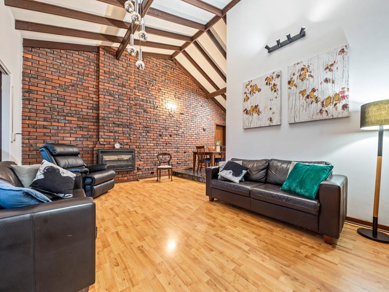 14 Lobelia Street, Greenwood WA 6024