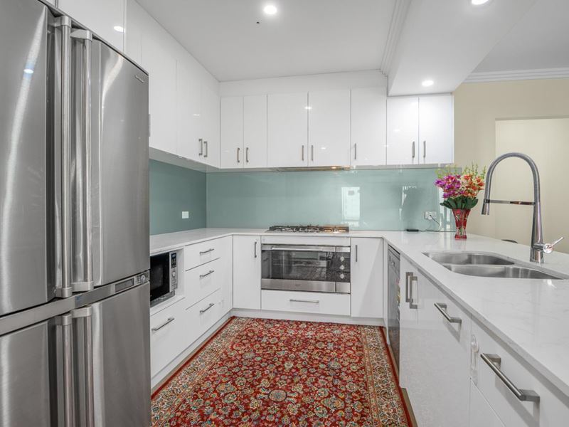 10/50 WESTON STREET, Maddington