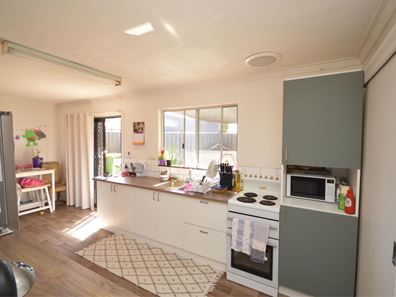 18A Third Avenue, Mandurah WA 6210