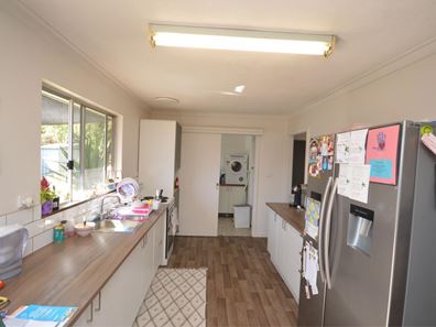 18A Third Avenue, Mandurah WA 6210