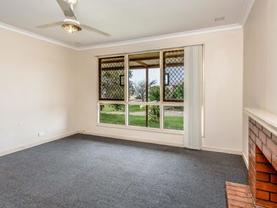 36 Simpson Street, Beresford WA 6530