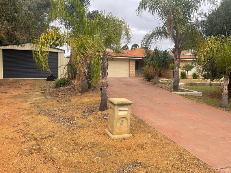 8 Illyarrie Crescent, Boddington