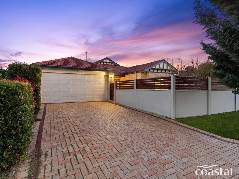 4 Walnut Way, Meadow Springs