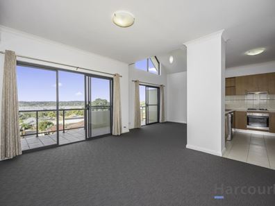 42/3 Spinebill Loop, Joondalup WA 6027