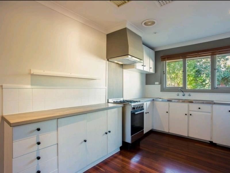 17 Tarrawan Road, Armadale