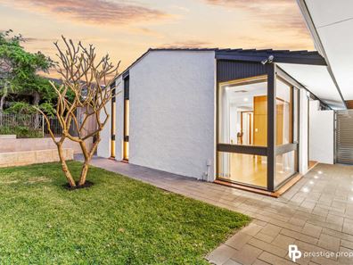 8 Teakwood Avenue, Woodlands WA 6018