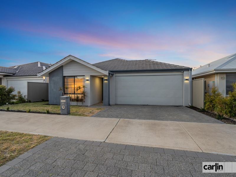 32 Jubilee Avenue, Success