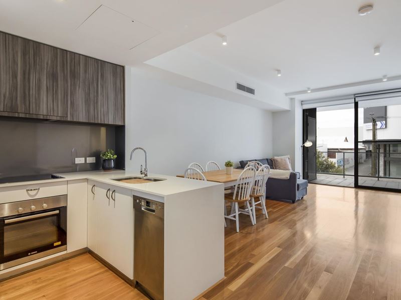 2/87 Bulwer Street, Perth