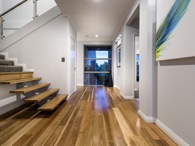 15 Weydale Street, Doubleview WA 6018
