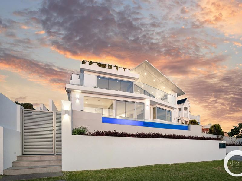 14 Boscombe Avenue, City Beach