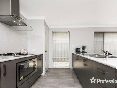 15 Auburn Way, Baldivis WA 6171