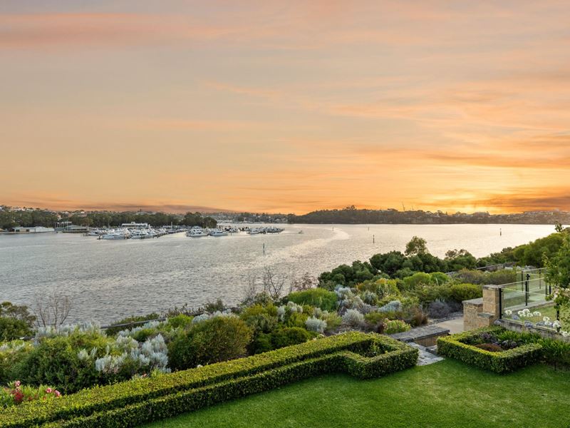 12 Hutchinson Avenue, Mosman Park