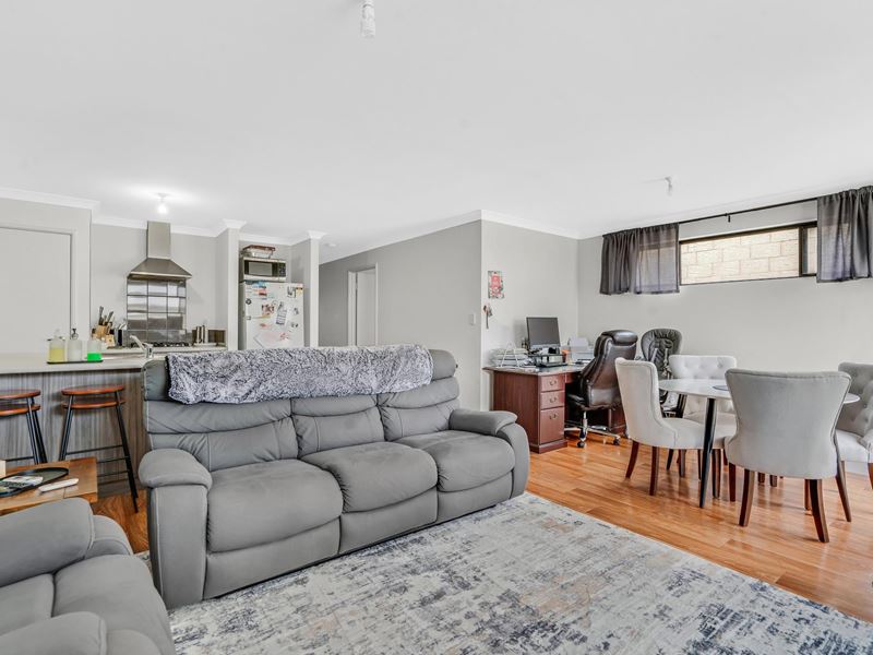 24 Clarendon Circuit, Lakelands