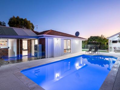 7 Mackay Way, Hillarys WA 6025