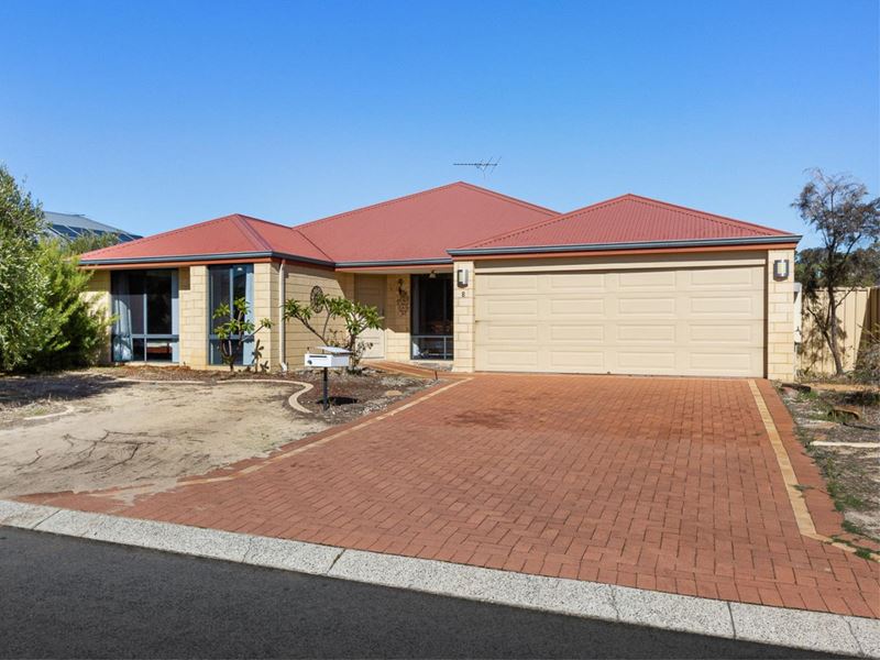 8 Camballin Loop, Bertram