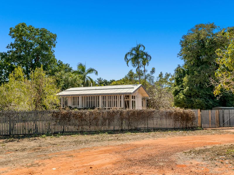 16 Anne Street, Broome